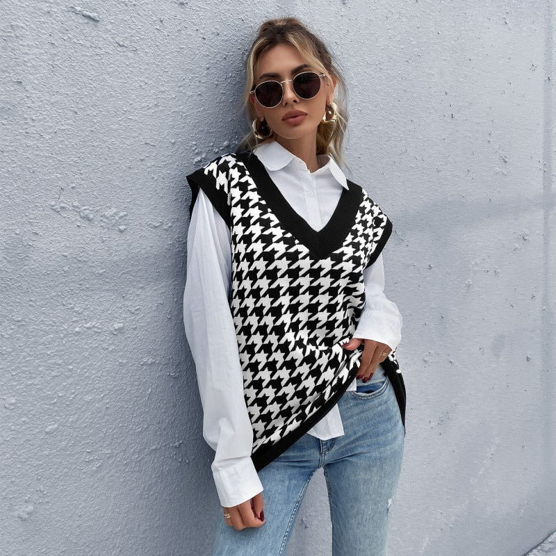 Damen Hochwertiger Strickpullover mit V-Ausschnitt und Hahnentrittmuster Nord Taschen