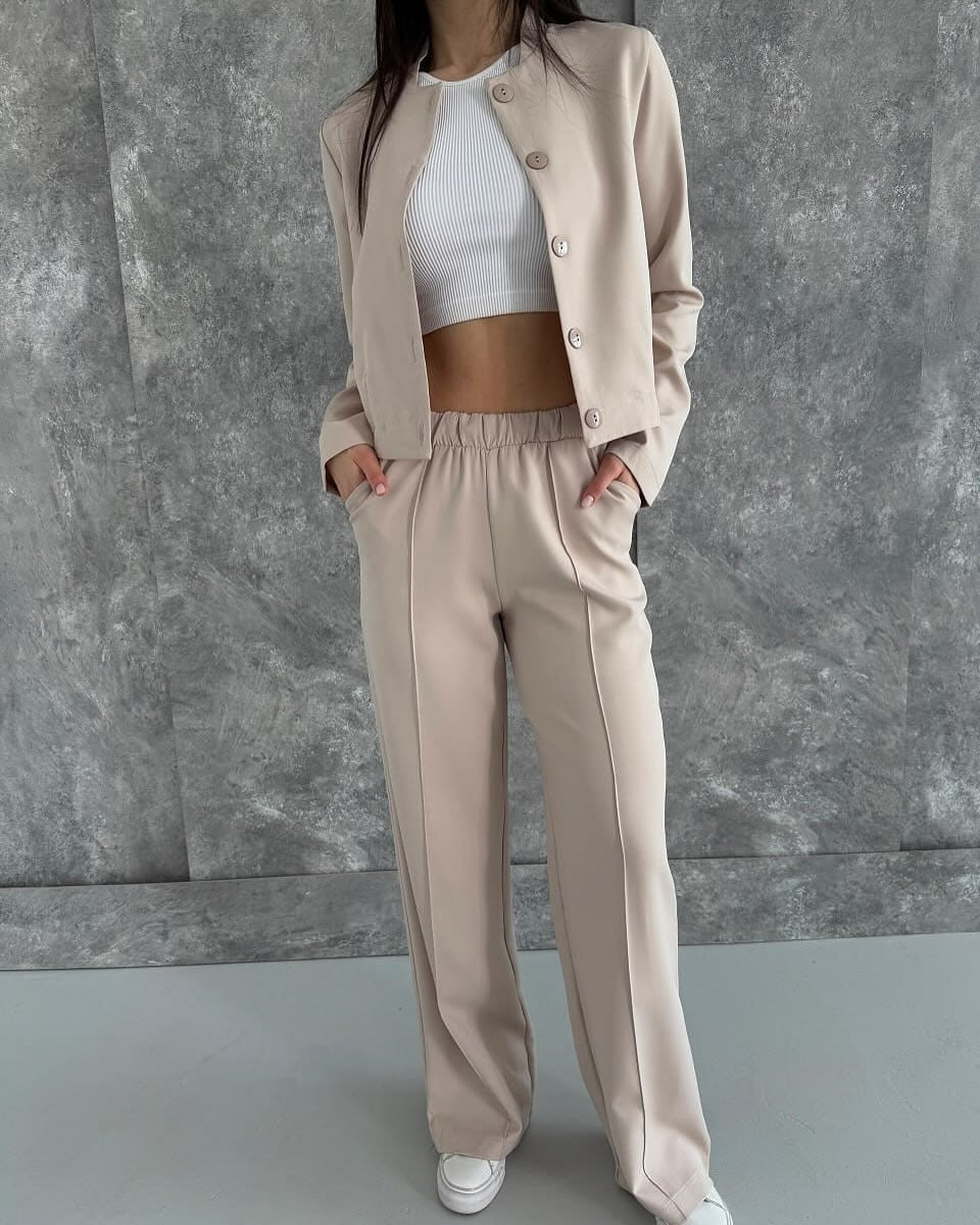 Damen Elegantes Zweiteiler-Set mit Kurzjacke und Hochbund-Faltenhose Nord Taschen