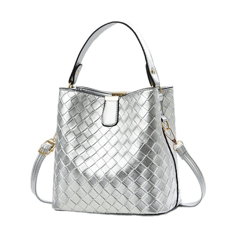 Damen elegante Umhängetasche mit strukturierter Metallic-Oberfläche Nord Taschen