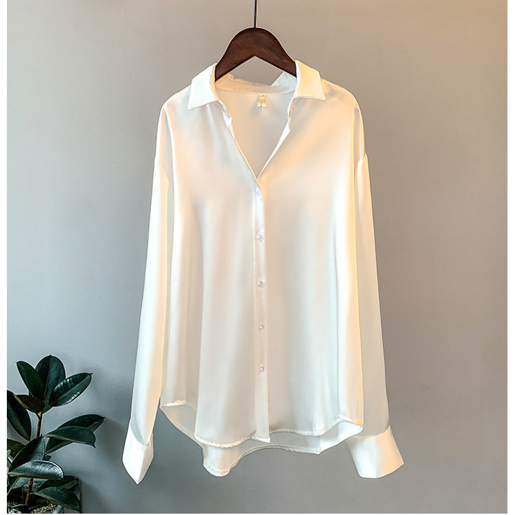 Damen Elegante Bluse aus feinem Satin mit Rüschendetails