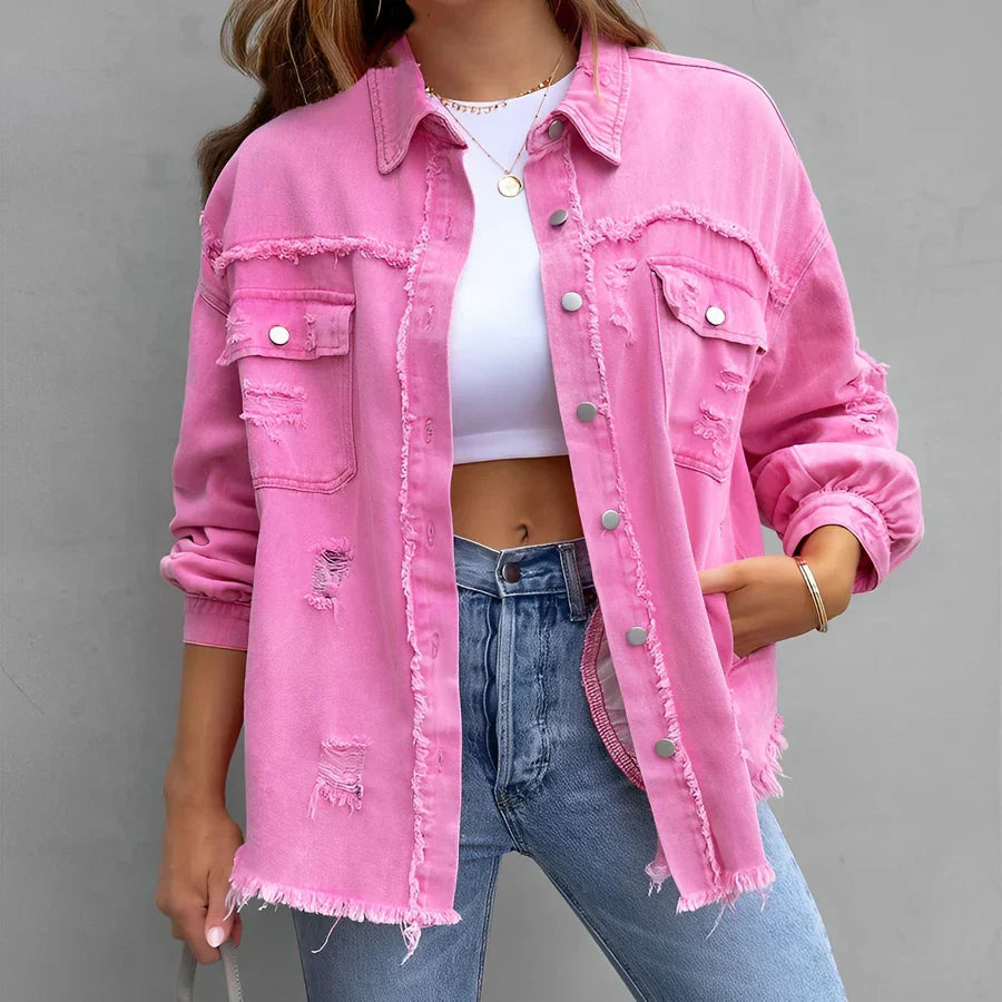 Zerrissenes Denim-Hemd mit Knopfleiste