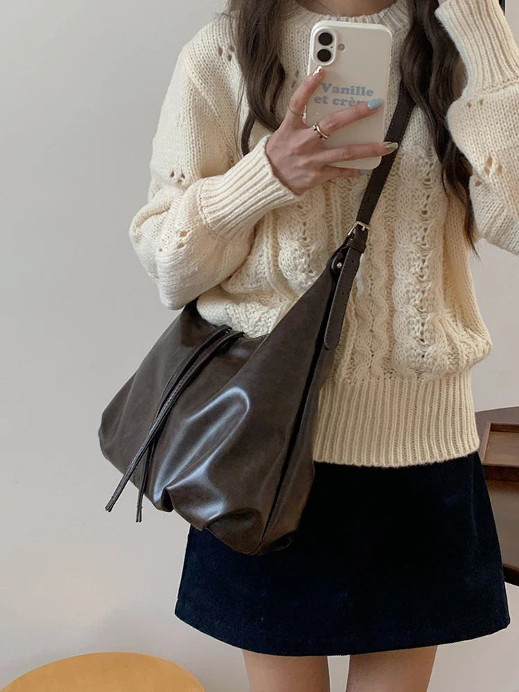 Nord Taschen | Damen Schultertasche mit Hobo-Form
