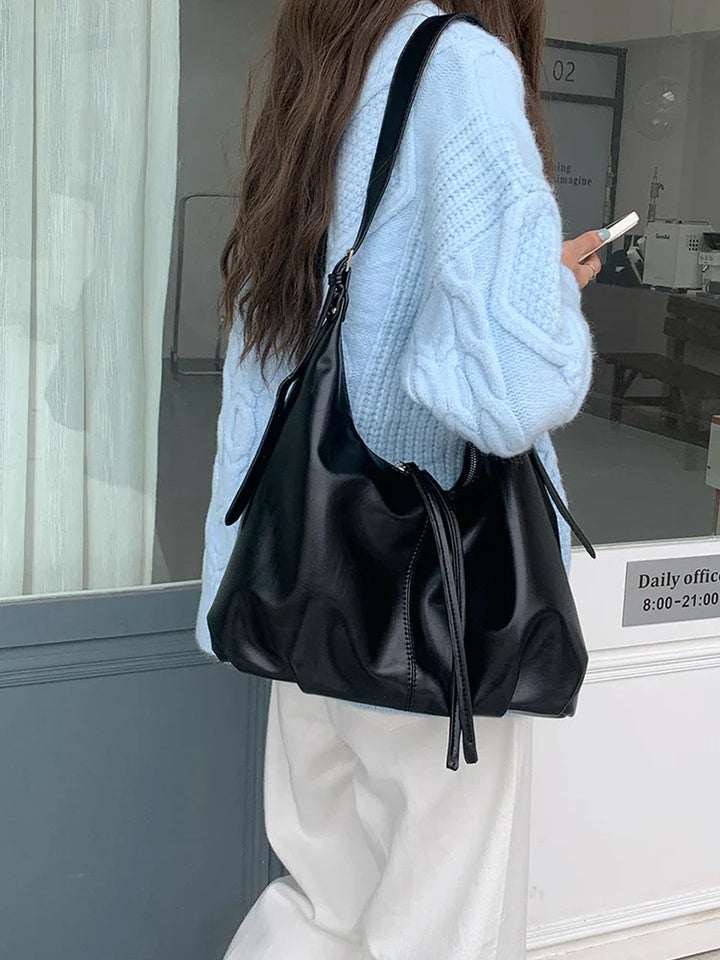 Nord Taschen | Damen Schultertasche mit Hobo-Form