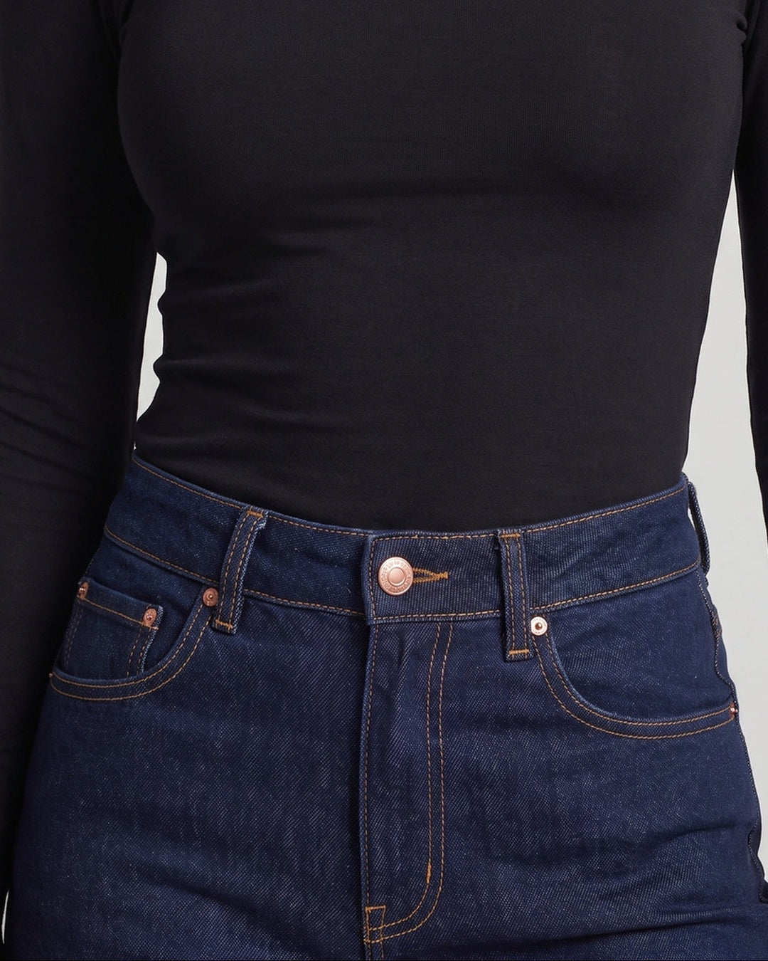 Product 10995790774618 - close_up_detail