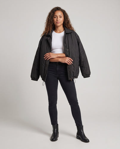Damen Oversize-Steppjacke mit Thinsulate-Futter, kurzem Boxy-Schnitt und elastischen Bündchen Nord Taschen
