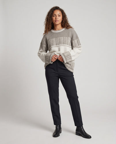Damen Oversize-Strickpullover mit Zopfdetail, Rollkragen und Kordelzug Nord Taschen