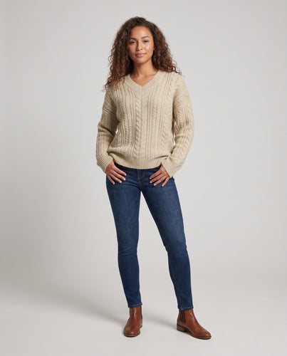 Damen Oversize Zopfmuster V‑Ausschnitt Strickpullover mit verlängerten Ärmeln Nord Taschen