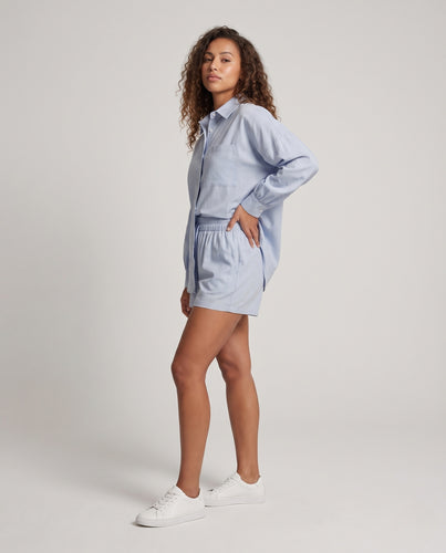 Damen Zweiteiliges Lounge-Set aus leichter Viskose mit Oversize-Hemd und Elastikshorts Nord Taschen