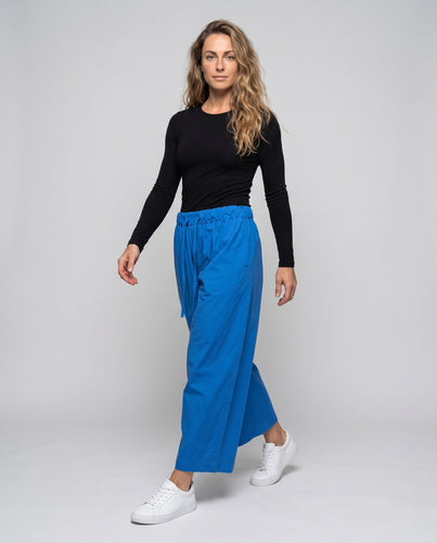 Damen Weite Cropped-Hose mit elastischem Rüschbund und aufgesetzter Gesäßtasche Nord Taschen
