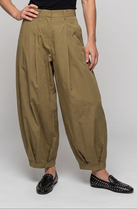 Damen Weite High‑Waist Haremhose mit Kellerfalten und Bündchen Nord Taschen