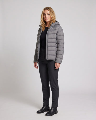 Damen Leichte gesteppte Kapuzen‑Pufferjacke mit minimalistischer Horizontalsteppung Nord Taschen