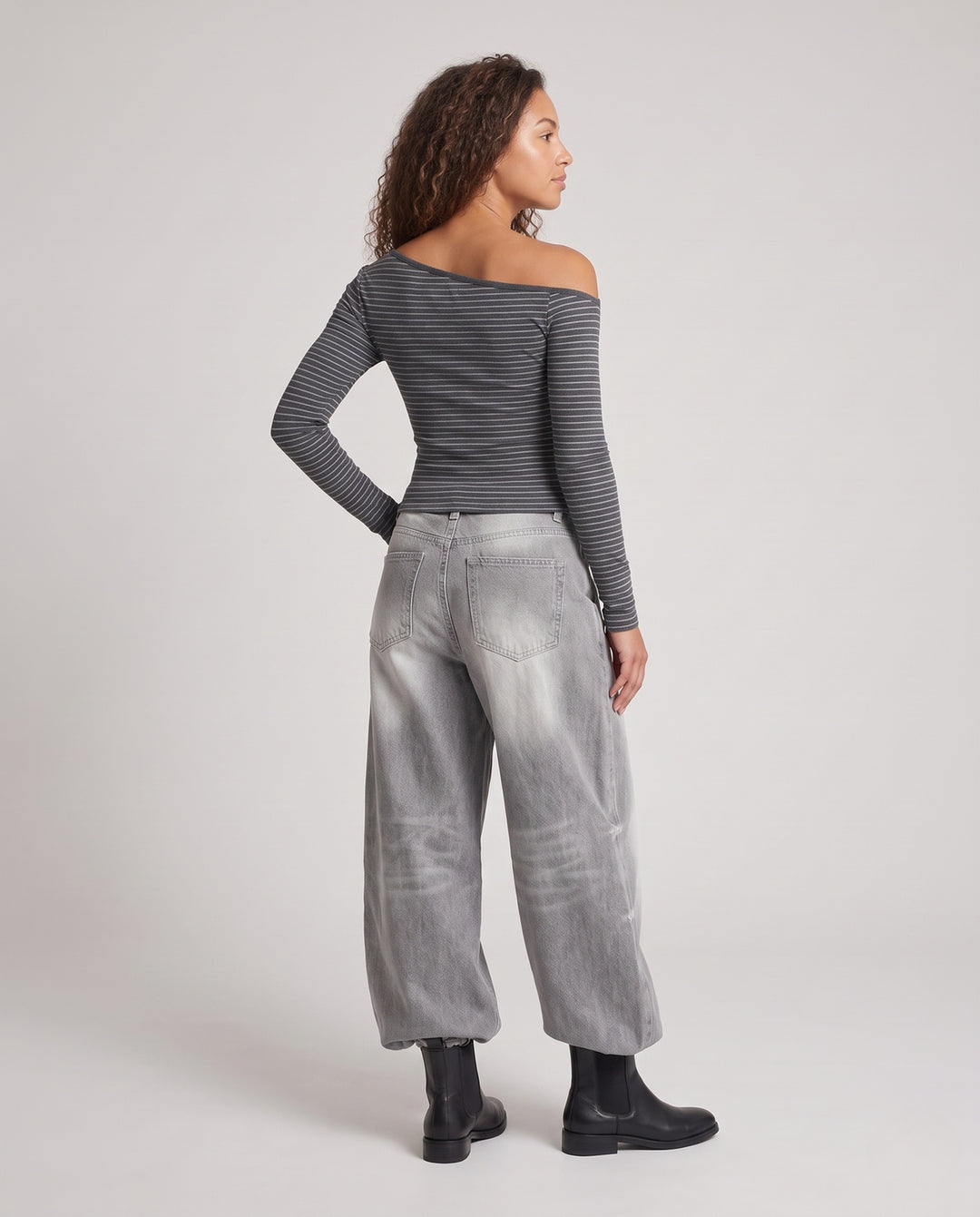 Product 10999783326042 - back_view