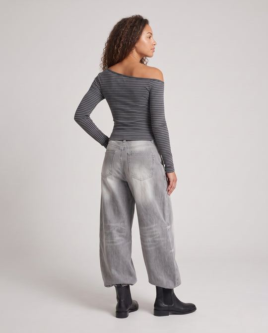 Product 10999783326042 - back_view
