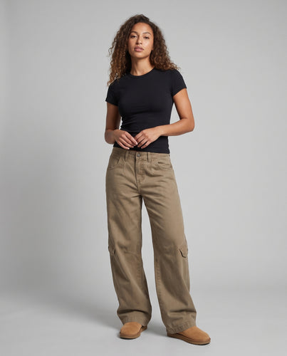 Damen Extraweite Canvas-Cargo-Palazzo-Hose mit tiefem Schritt, großen Seitentaschen und bodenlangem Saum Nord Taschen