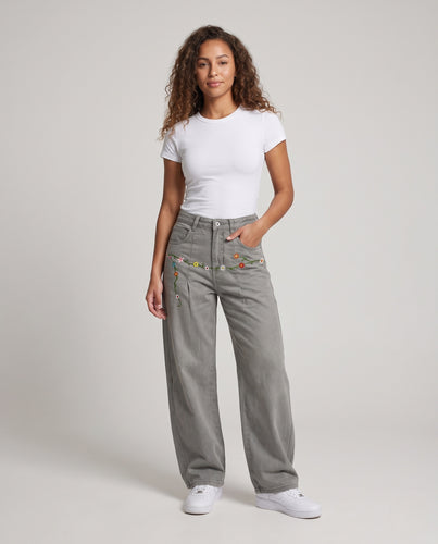 Damen Extraweite Denim‑Palazzo‑Hose mit besticktem Blumenband Nord Taschen