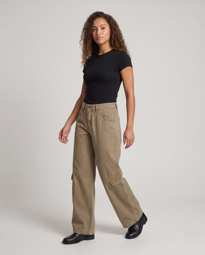 Damen Oversize-Cargo-Palazzo-Hose mit seitlicher Klappentasche und lässigem Fall Nord Taschen