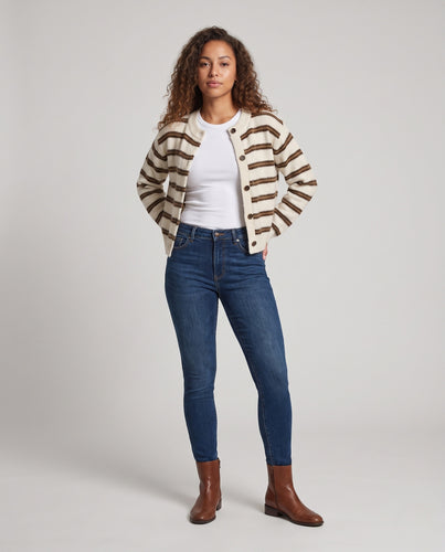 Damen Gestreifte Kurzstrickjacke im Boxy-Fit mit Holzknopfleiste und weichem Flauschgarn Nord Taschen