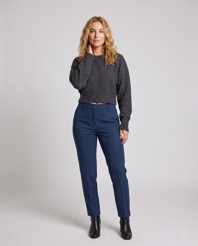 Damen Kurzer Flauschiger Cropped-Pullover mit Ballonärmeln Nord Taschen