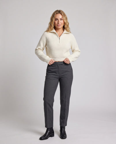 Damen Kurzer Halbzip-Strickpullover mit Rippenstruktur und Stehkragen Nord Taschen