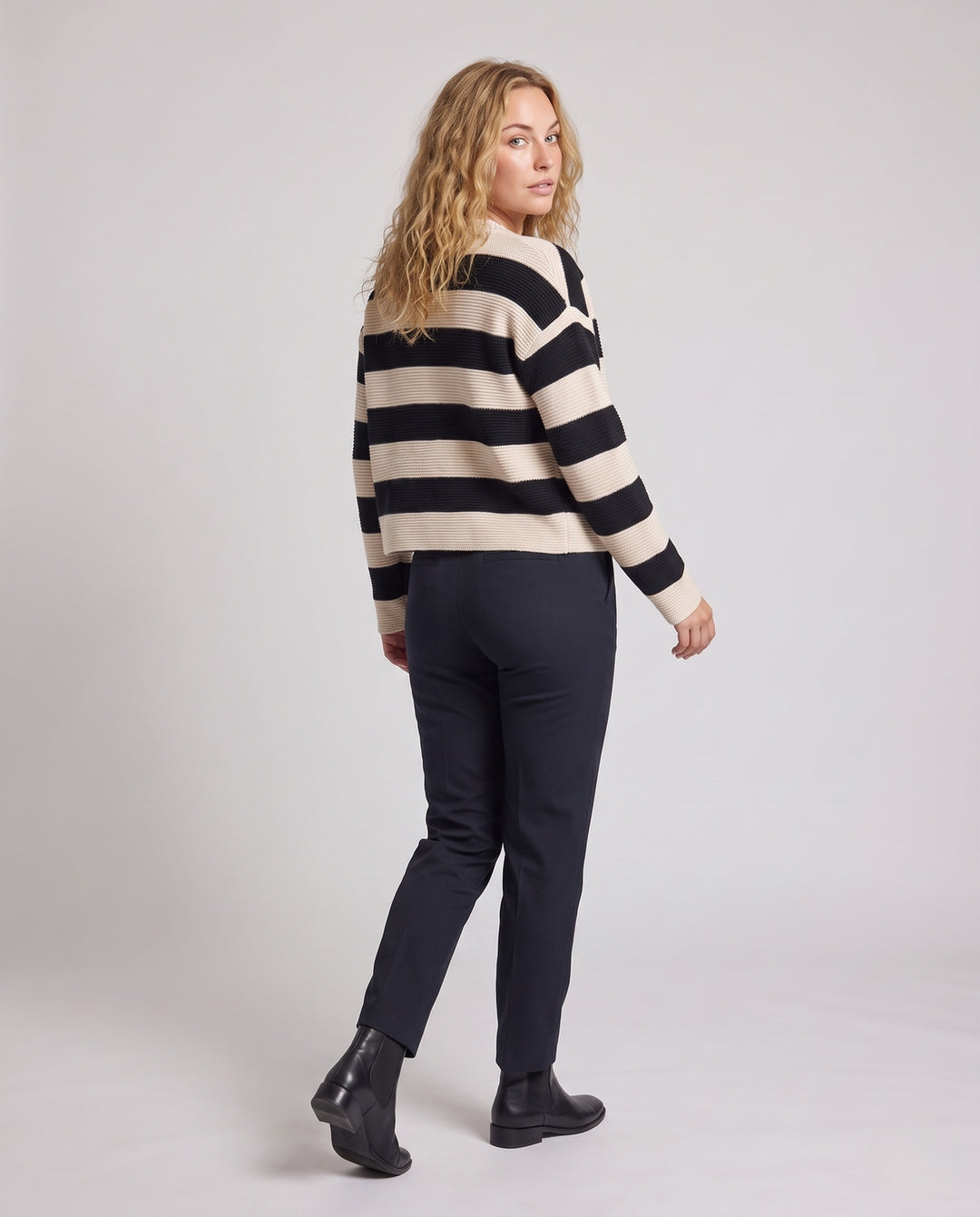 Product 11001261162842 - back_view