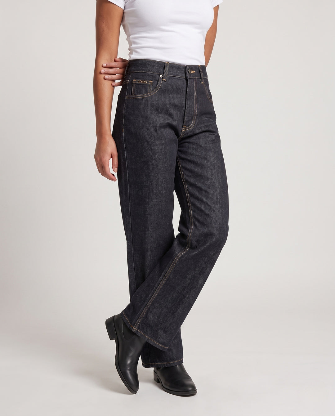 Product 11001451872602 - lower_body