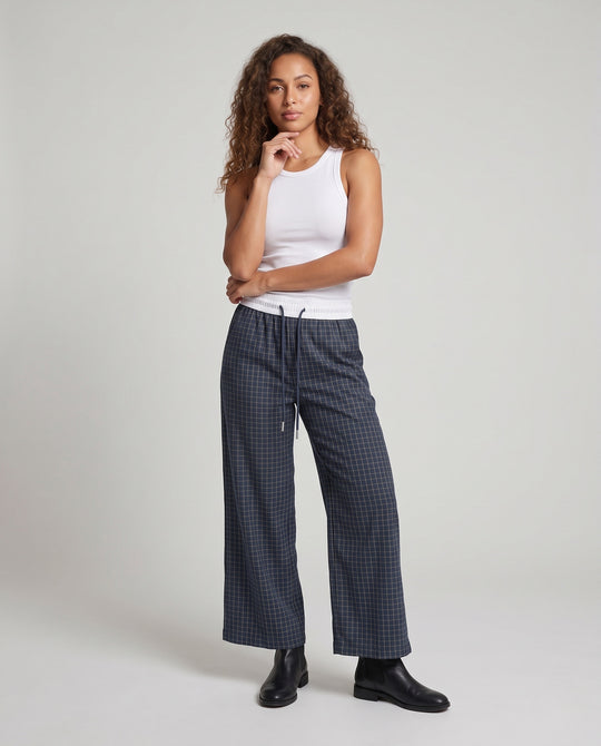 Product 11002323960154 - full_body_front