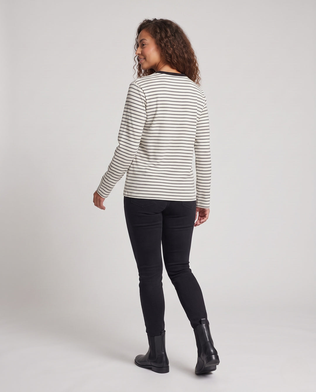 Product 11002325926234 - back_view
