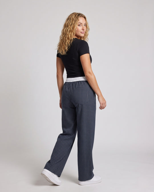 Product 11002328023386 - back_view