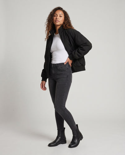 Damen Modische und funktionale Sportjacke Nord Taschen