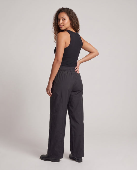 Product 11002332086618 - back_view