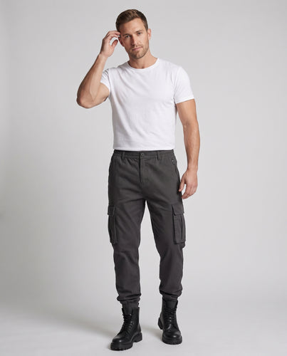 Herren Thermisch gefütterte Cargo-Jogger mit Mehrfach-Taschen und elastischen Bündchen Nord Taschen