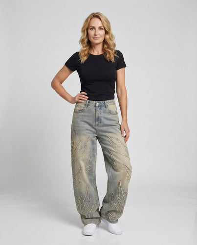 Unisex Destroy Jeans weit mit Cutouts und Fransen Avellé