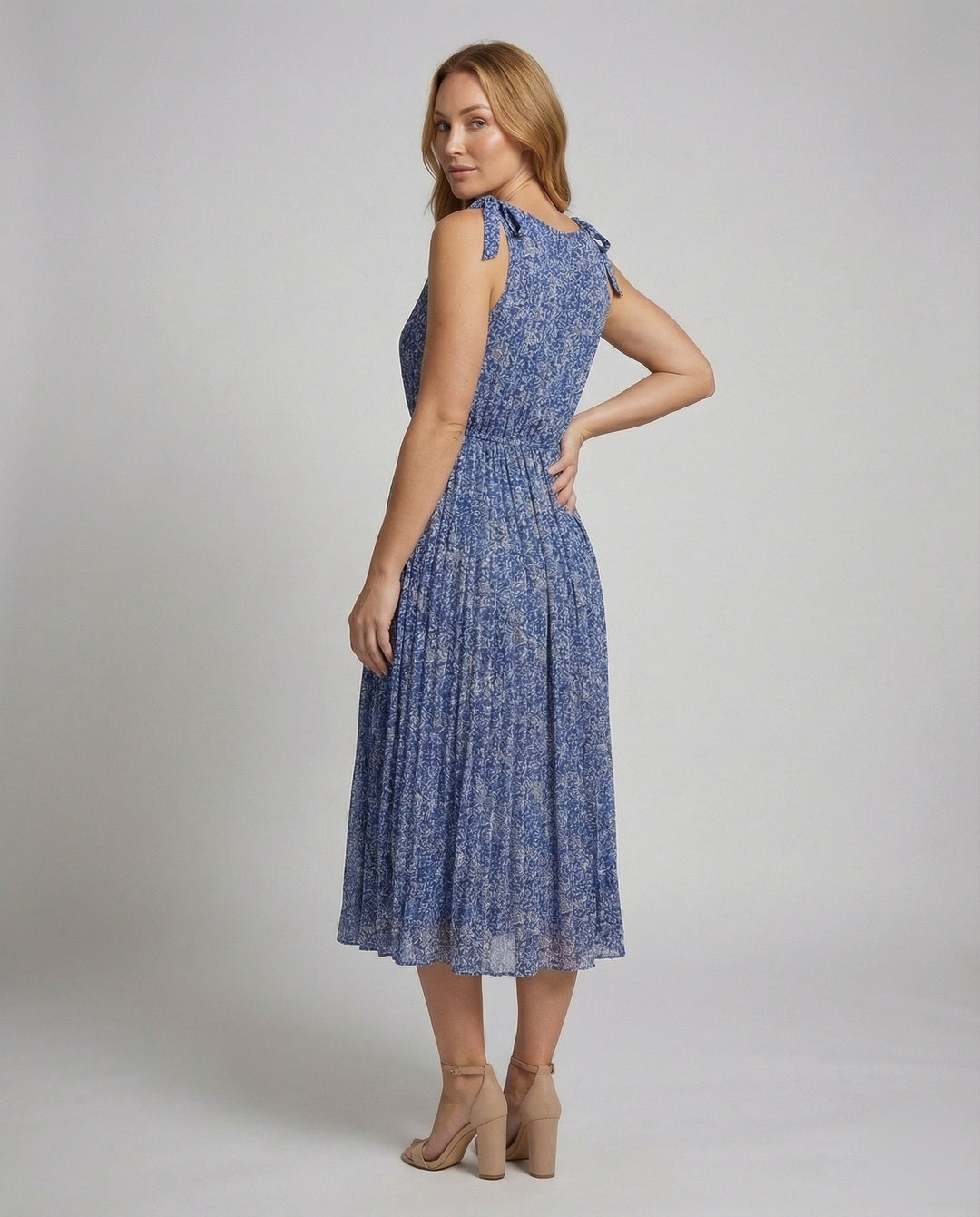 Product 15550463377738 - back_view