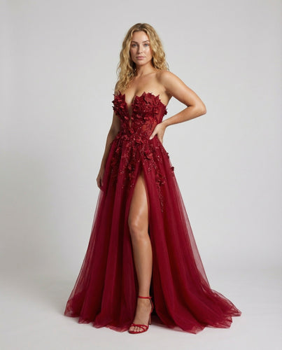Damen luxuriöses Abendkleid mit Blütenapplikationen