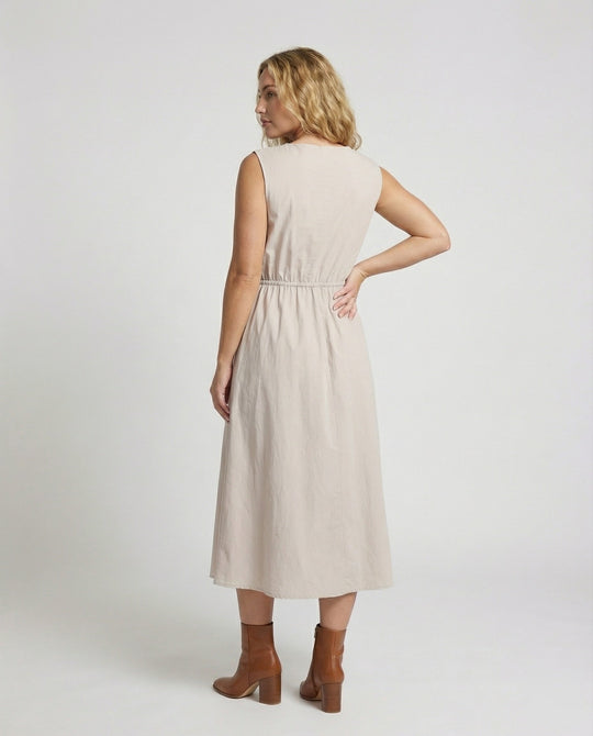 Product 15560914403658 - back_view