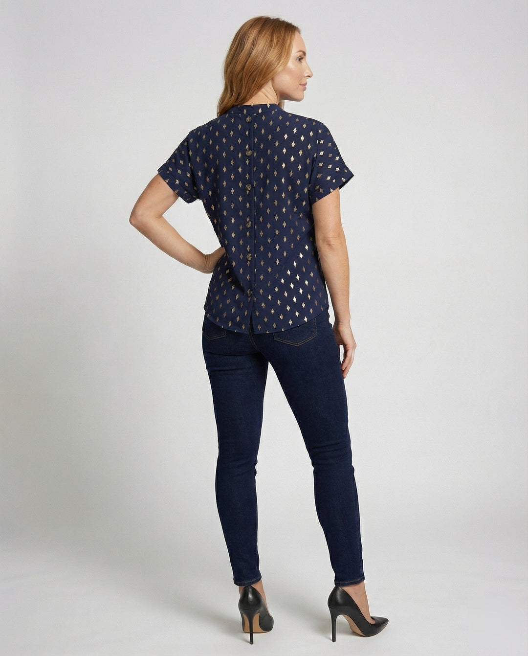 Product 15564344230218 - back_view