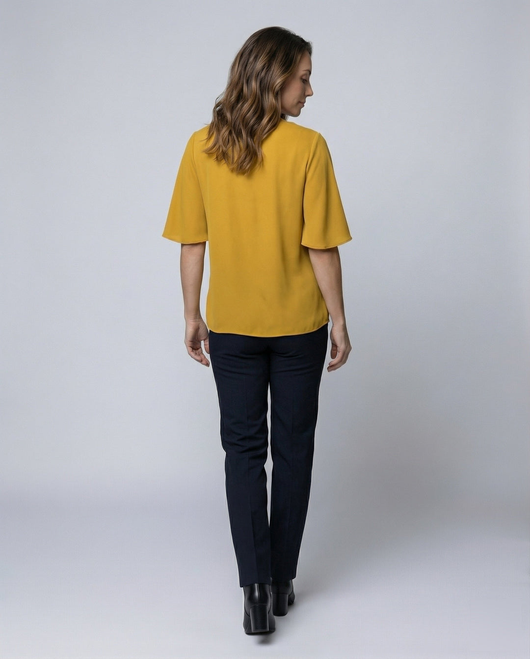 Product 15566716272970 - back_view