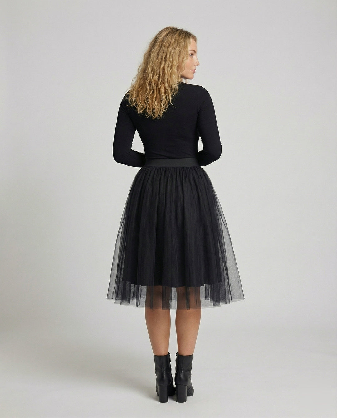 Product 15586980757834 - back_view