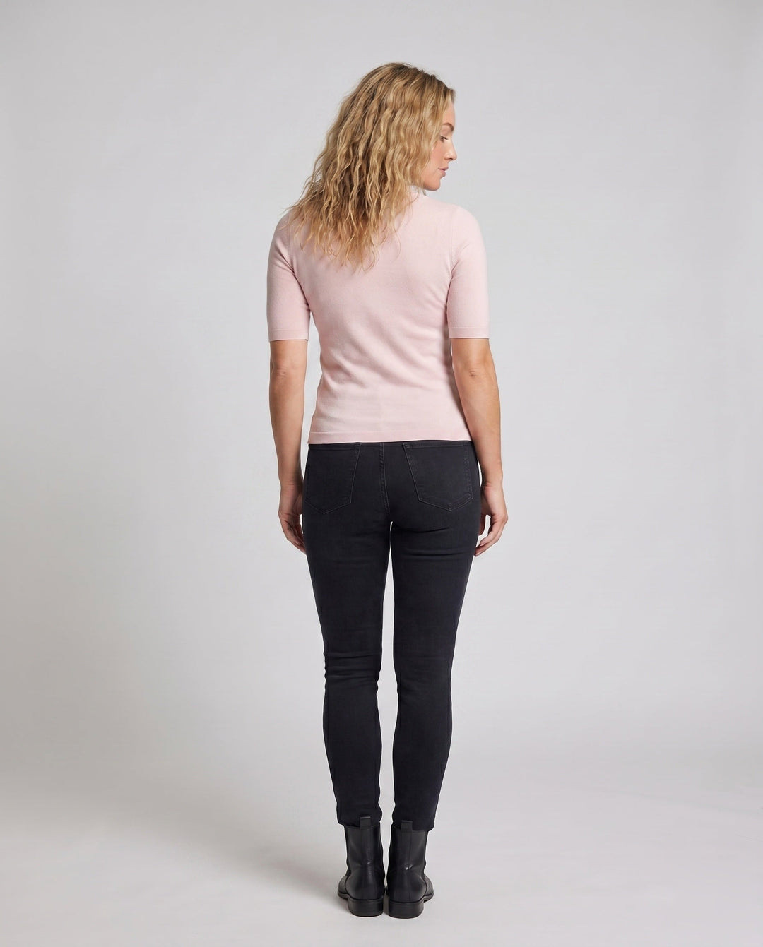 Product 15624556347722 - back_view
