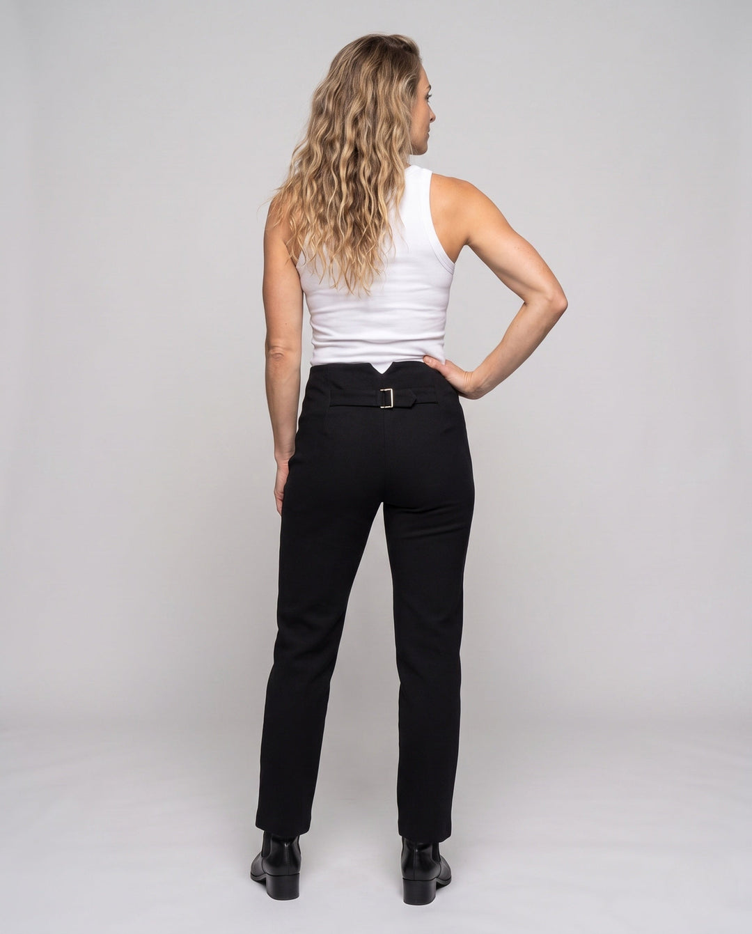 Product 15960135401802 - back_view