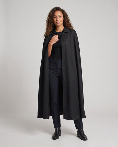 Damen eleganter Kapuzenumhang aus luxuriösem, schimmerndem Stoff Nord Taschen