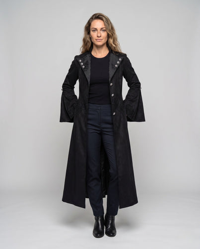 Frauen Gothic Lange Jacke Nord Taschen