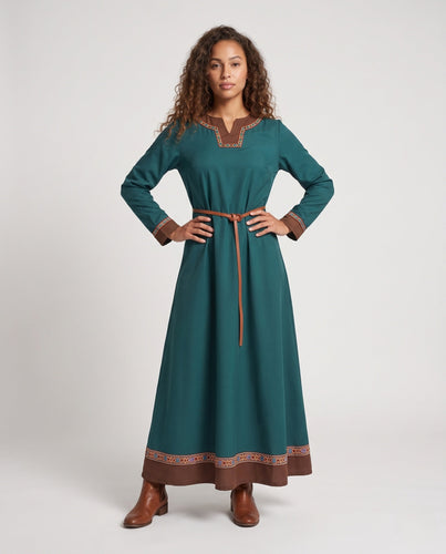 Damen Elegantes langärmliges Kleid mit Stickerei Nord Taschen