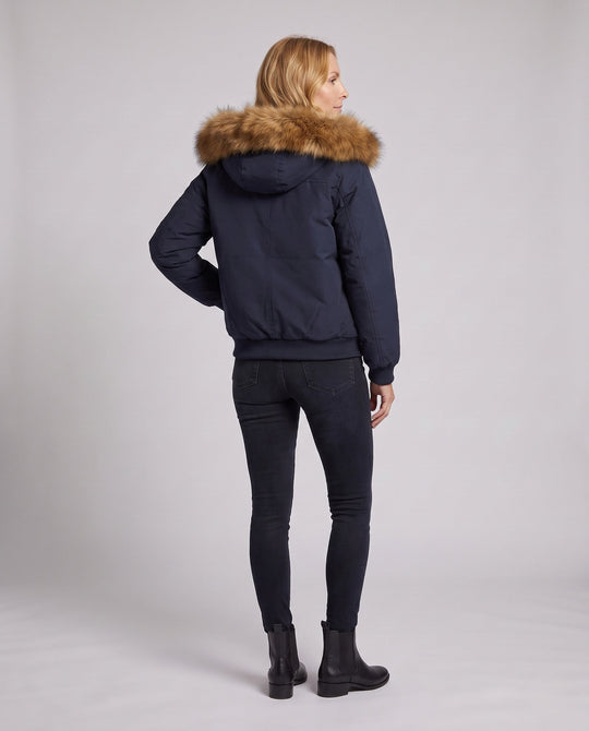 Damen kurze urbane thermische Parka mit abnehmbarem Kunstpelzbesatz, Raglanärmeln und verdecktem Zwei-Wege-Reißverschluss