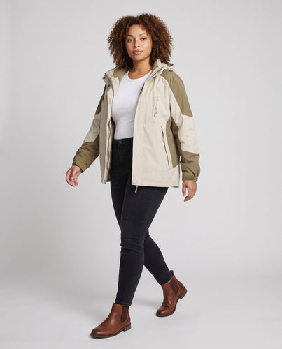 Damen Zwei-Lagen Softshell-Jacke mit weichem Fleecefutter, verstellbarer Kapuze und Raglanärmeln