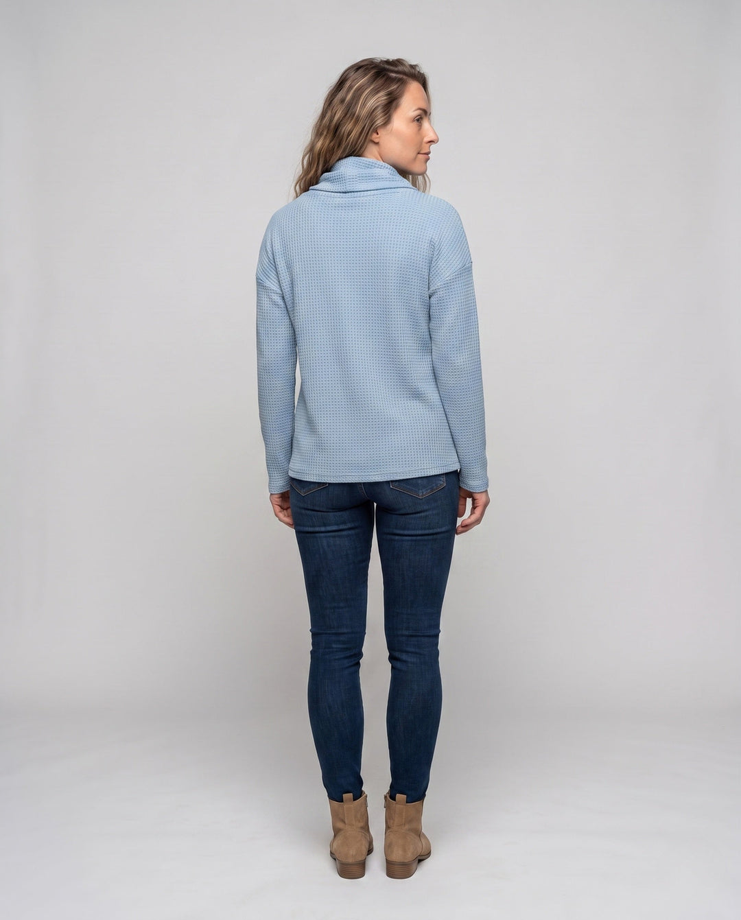 Product 15979768709450 - back_view