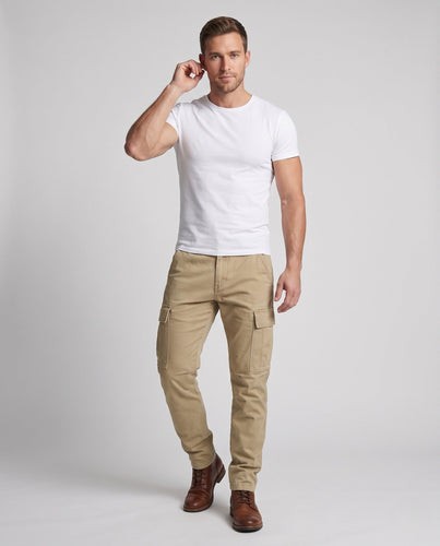 Herren Lockere Cargo-Hose mit Versteifungen an den Knien und mehreren Taschen Nord Taschen
