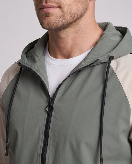 Product 16014417101130 - close_up_detail