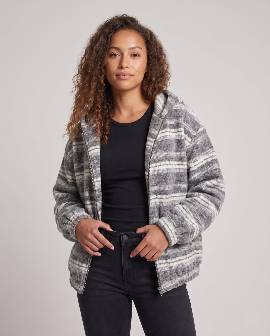Product 16017127080266 - upper_body