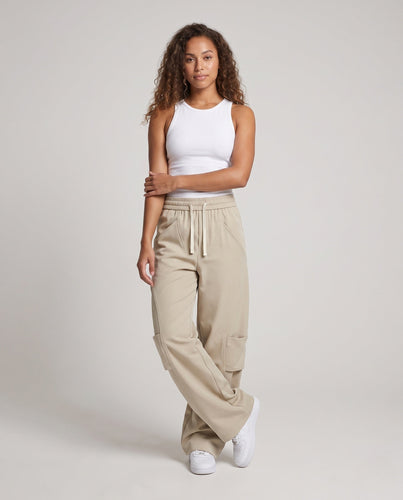 Damenweite Cargo-Baggy-Hose mit elastischem Kordelzugbund, aufgesetzten Seitentaschen & lockerer Silhouette Nord Taschen